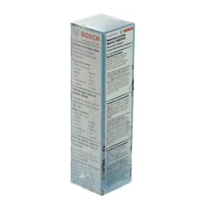 Emballage en carton d'un filtre à eau Bosch, contenant des informations claires sur l'utilisation et les spécifications.
